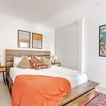 Peaceful Bondi Escape